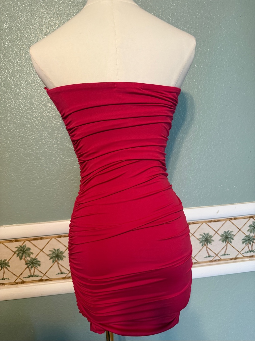 Bozzolo Strapless Ruched Bodycon Dress in Raspberry - Picture 2 of 2